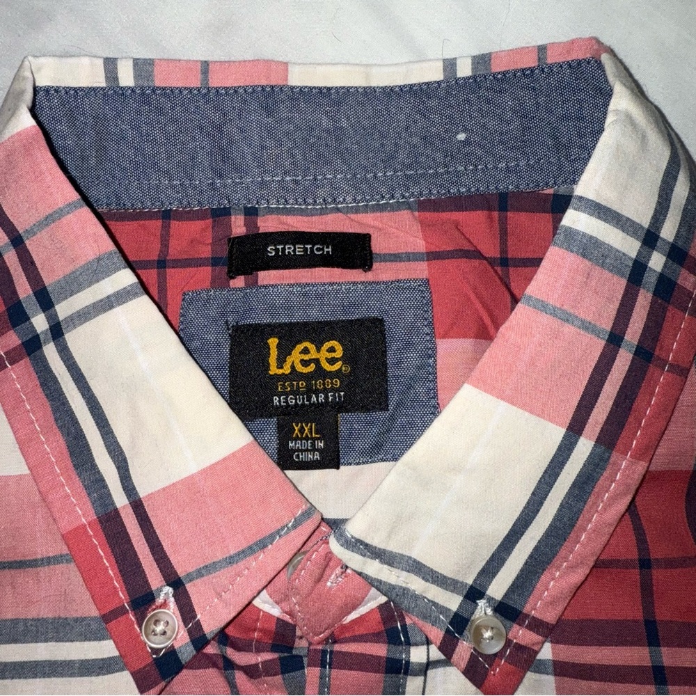 NWT Lee Men's Red and Black Plaid Button Down Shirt - Picture 2 of 7
